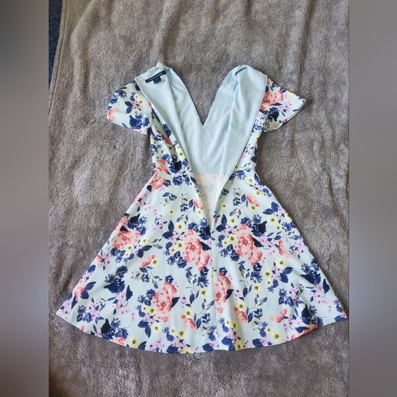 French Connection Armoise Crepe Flippy Mini Dress Size 4 - Picture 5 of 7